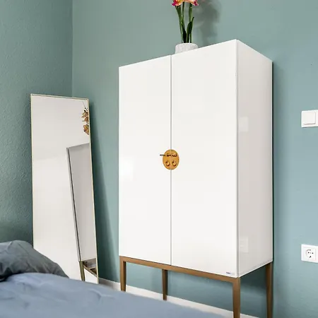 Smart - Near Essen, Oberhausen, Bottrop - Perfect For 6 Guests! Balcony - Netflix - Smart Tv Lejlighed Essen