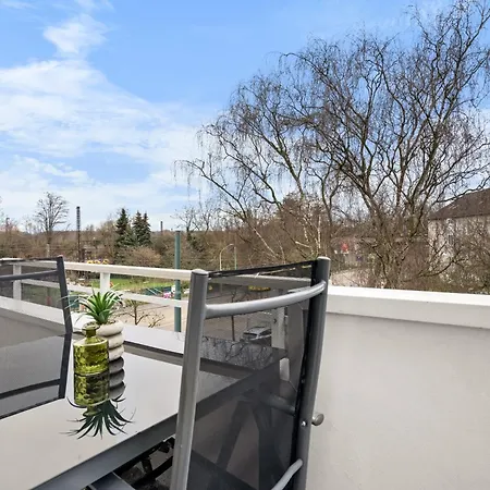 Smart - Near Essen, Oberhausen, Bottrop - Perfect For 6 Guests! Balcony - Netflix - Smart Tv * Эссен