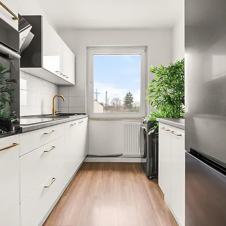 Smart - Near Essen, Oberhausen, Bottrop - Perfect For 6 Guests! Balcony - Netflix - Smart Tv 埃森