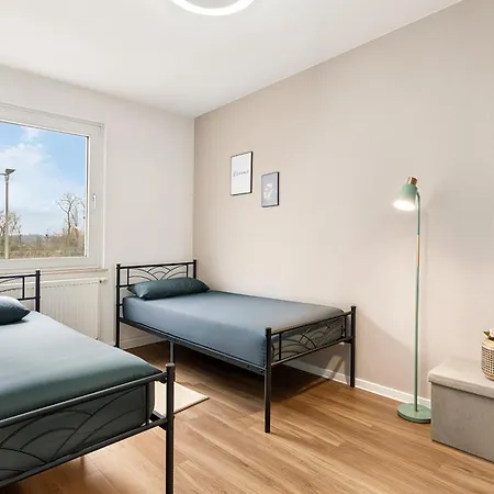 Smart - Near Essen, Oberhausen, Bottrop - Perfect For 6 Guests! Balcony - Netflix - Smart Tv Lejlighed