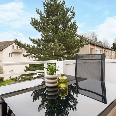 Smart - Near Essen, Oberhausen, Bottrop - Perfect For 6 Guests! Balcony - Netflix - Smart Tv *