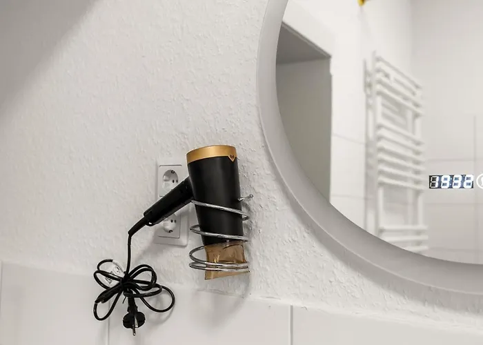 Smart - Near Essen, Oberhausen, Bottrop - Perfect For 6 Guests! Balcony - Netflix - Smart Tv