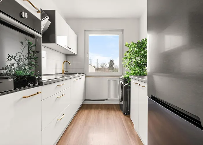 Smart - Near Essen, Oberhausen, Bottrop - Perfect For 6 Guests! Balcony - Netflix - Smart Tv 埃森